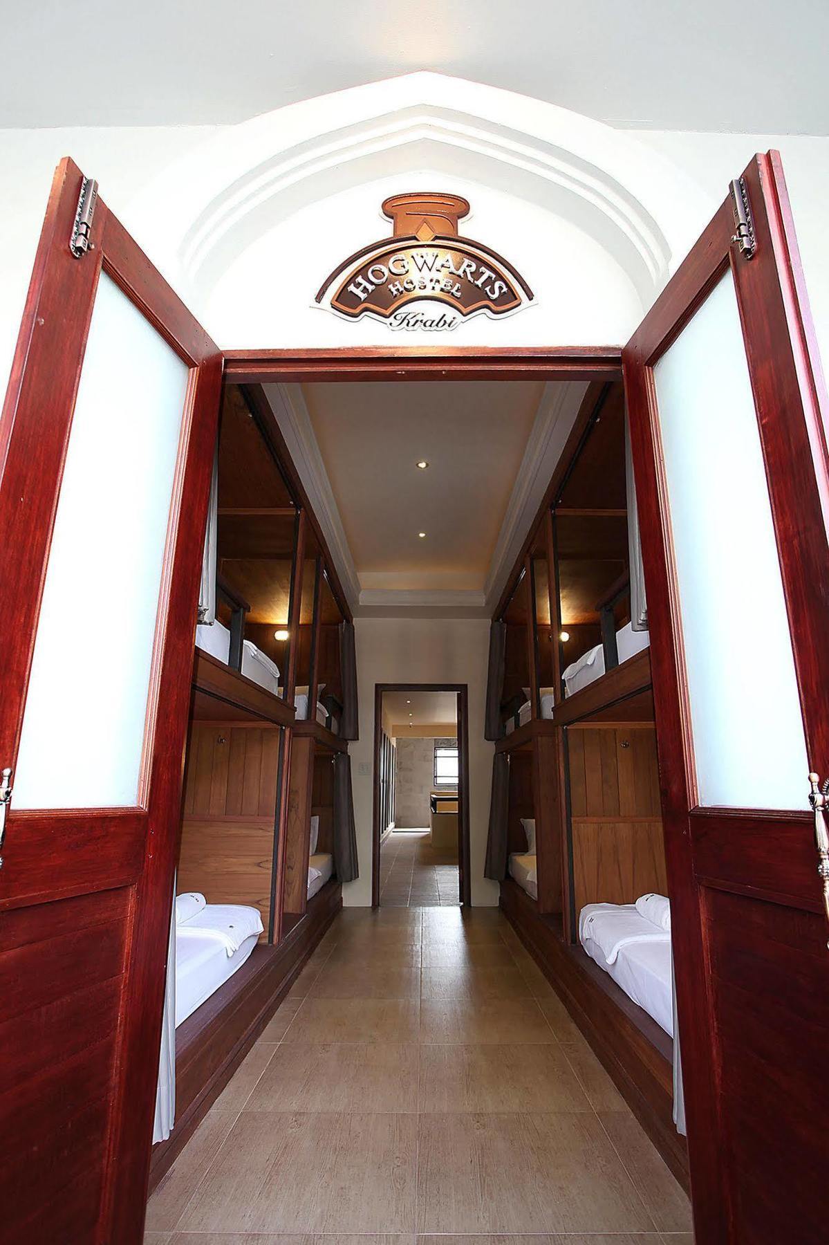 Hogwortz Hostel Краби Экстерьер фото